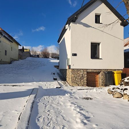 Tiny Cottage Slovakia ลิปตอฟสกี โตรเวก ภายนอก รูปภาพ